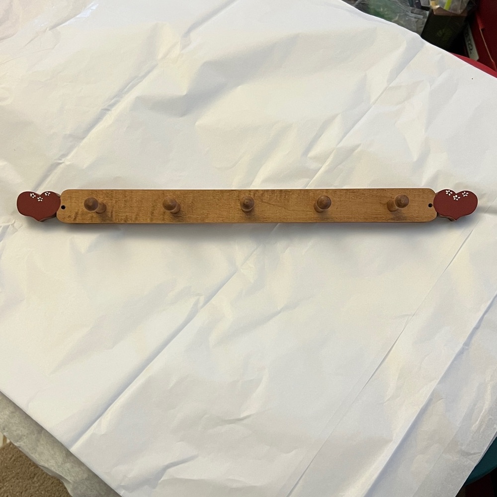 Hand Made Wooden Peg Rack w Hearts - Jewelry